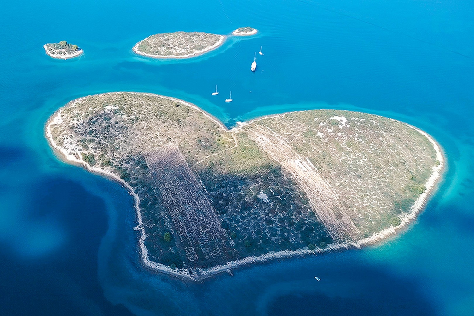 Meet the Most Interesting Islands and Islets On the Adriatic